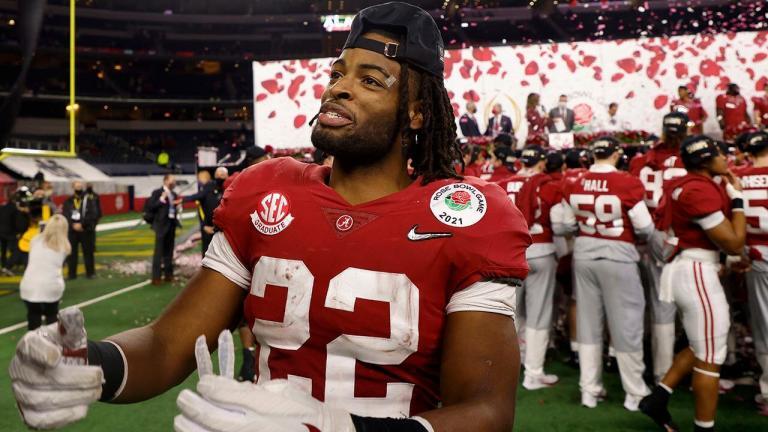 Bama’s Waddle back practicing, status for title game unclear
