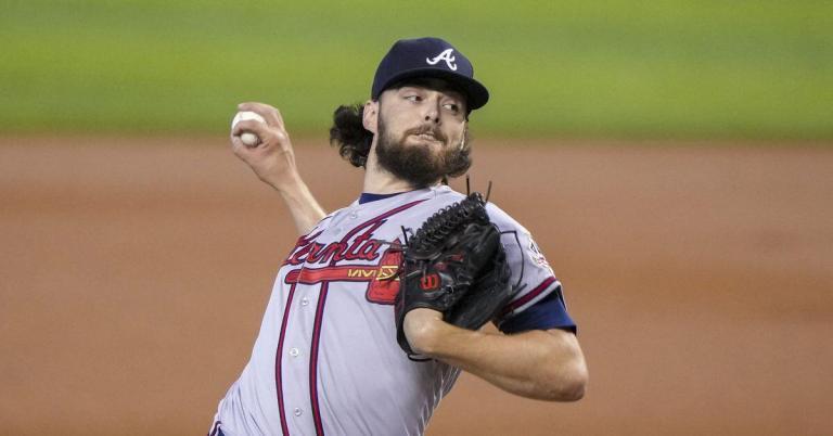 Braves place Ian Anderson on injured list, activate Touki Toussaint
