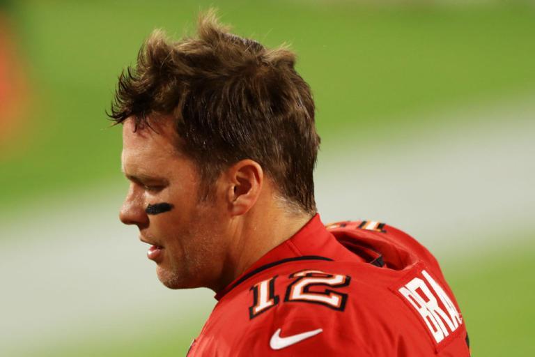 Former NFL Players React To Tom Brady Injury News