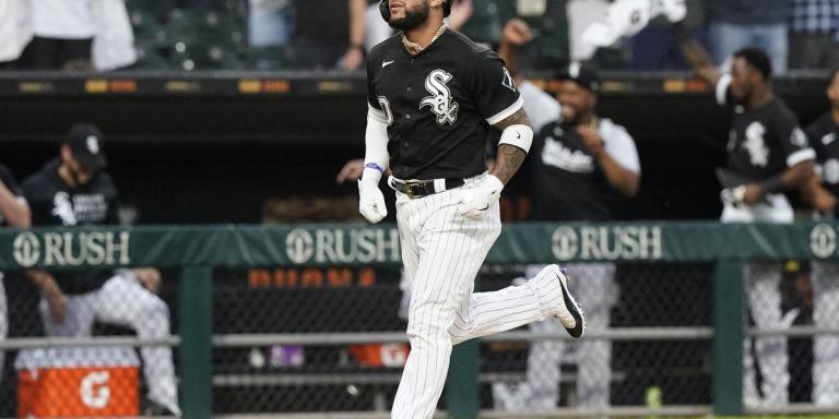 Sox knocked down, get back up in win over Cleveland