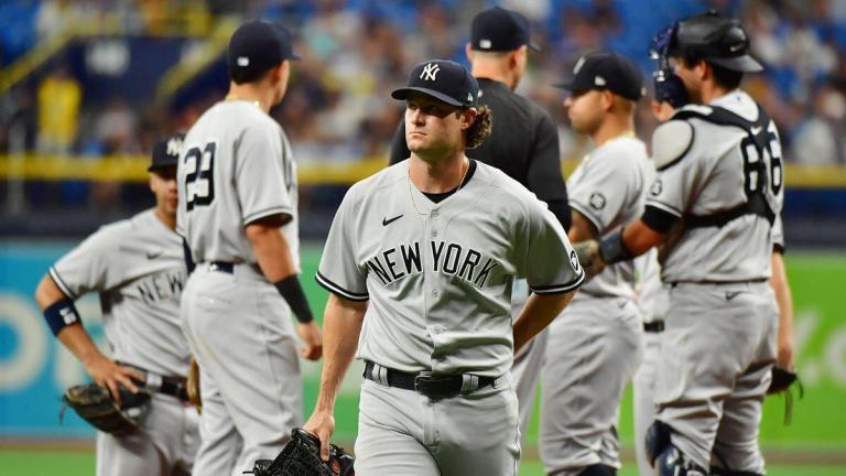 Yankees get clobbered by Rays in two-touchdown laugher