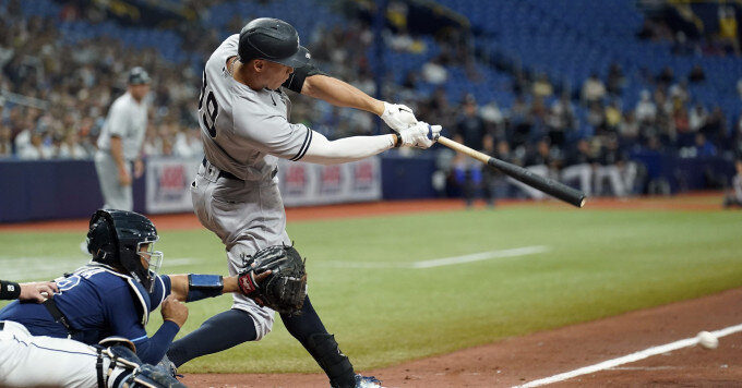 Aaron Judge comes off bench to beat Rays in extra innings