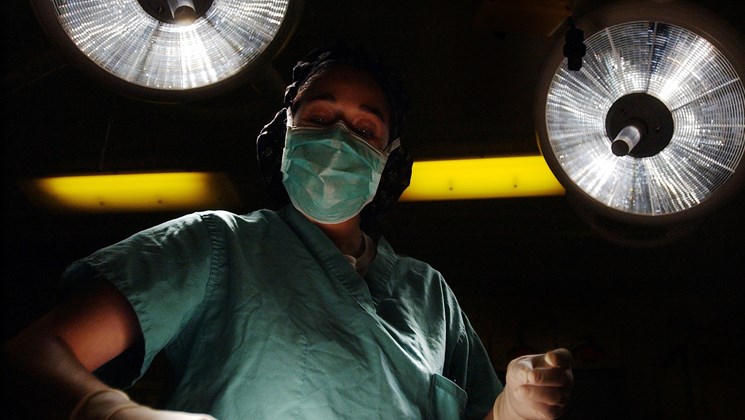 Most Surgeons Say Guns Are a Constitutional Right