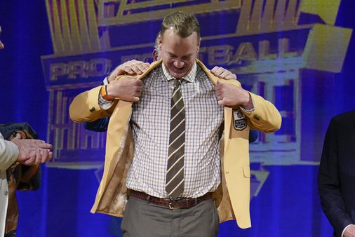 Tom Brady, Bill Belichick supporting an old rival as Peyton Manning enters Hall of Fame