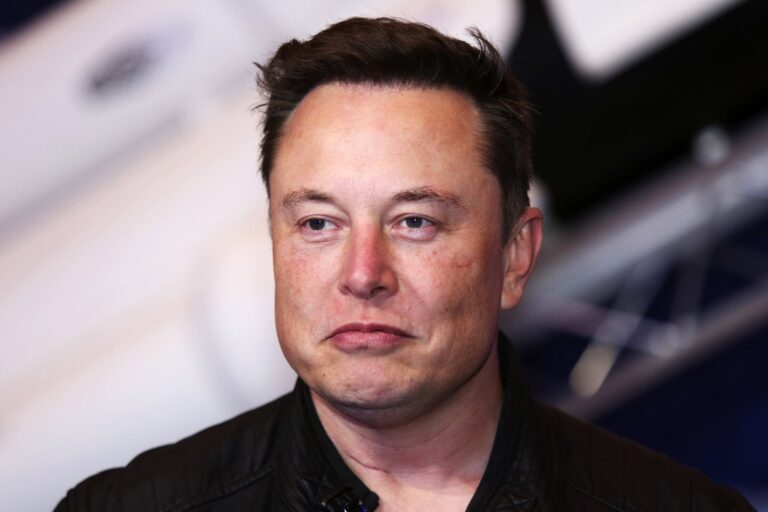 Elon Musk Slams Bernie Sanders on Twitter: ‘I Forgot You Were Still Alive’