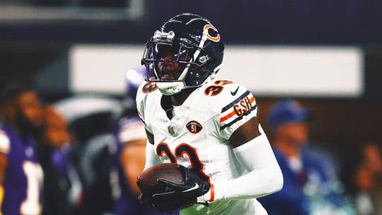 Bears’ Jaylon Johnson: Justin Fields should be our quarterback in 2024