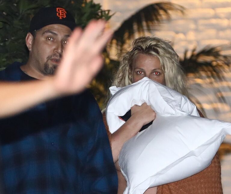 Britney Spears gets into fight with boyfriend Paul Richard Soliz at Chateau Marmont, ambulance called